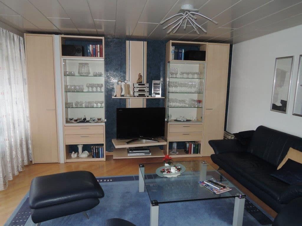 Prodej domu 245 m², pozemek 336 m², Reußensteinstr. 10, Böblingen, Bádensko-Württembersko Prodej domu 245 m², pozemek 336 m², Reußensteinstr. 10, Böblingen, Bádensko-Württembersko