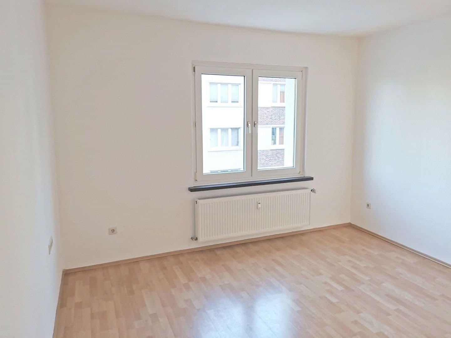 Pronájem bytu 2+1 45 m², Wenkerstr. 11, Dortmund, Severní Porýní-Vestfálsko Pronájem bytu 2+1 45 m², Wenkerstr. 11, Dortmund, Severní Porýní-Vestfálsko