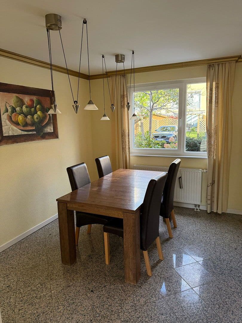 Prodej domu 135 m², pozemek 275 m², Reinbek, Šlesvicko-Holštýnsko Prodej domu 135 m², pozemek 275 m², Reinbek, Šlesvicko-Holštýnsko