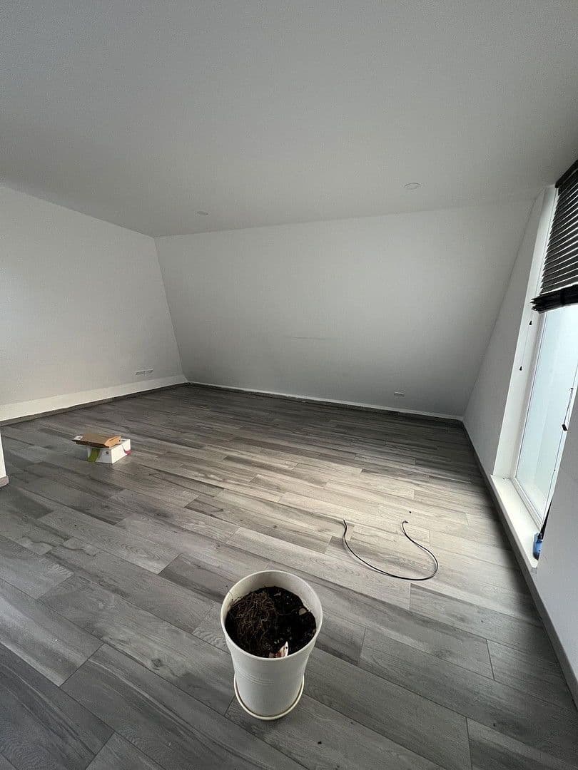 Prodej bytu 3+1 107 m², Herrenstr 15, Pforzheim, Bádensko-Württembersko Prodej bytu 3+1 107 m², Herrenstr 15, Pforzheim, Bádensko-Württembersko