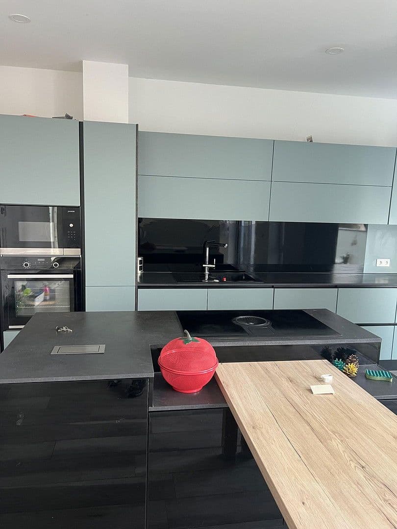 Prodej bytu 3+1 107 m², Herrenstr 15, Pforzheim, Bádensko-Württembersko Prodej bytu 3+1 107 m², Herrenstr 15, Pforzheim, Bádensko-Württembersko