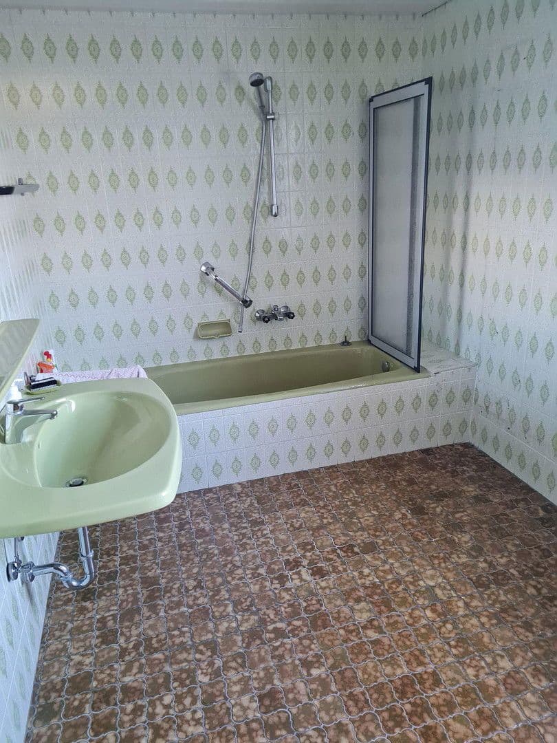 Prodej domu 139 m², pozemek 1.064 m², Lindacher Str. 5, Buchhofen, Bavorsko Prodej domu 139 m², pozemek 1.064 m², Lindacher Str. 5, Buchhofen, Bavorsko