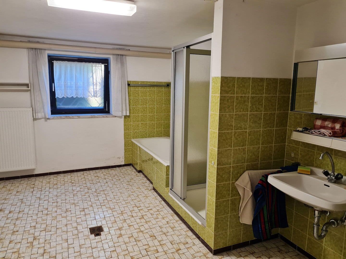 Prodej domu 139 m², pozemek 1.064 m², Lindacher Str. 5, Buchhofen, Bavorsko Prodej domu 139 m², pozemek 1.064 m², Lindacher Str. 5, Buchhofen, Bavorsko