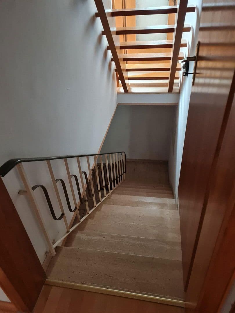 Prodej domu 139 m², pozemek 1.064 m², Lindacher Str. 5, Buchhofen, Bavorsko Prodej domu 139 m², pozemek 1.064 m², Lindacher Str. 5, Buchhofen, Bavorsko