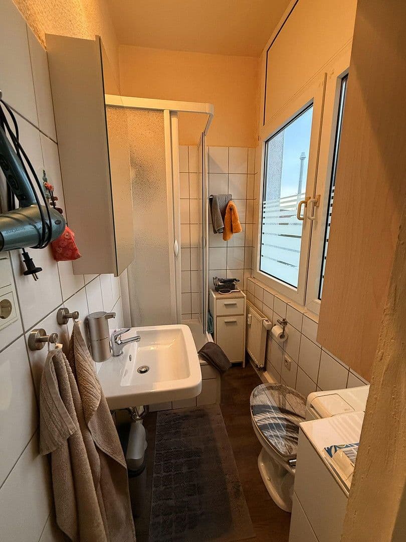 Pronájem bytu 2+1 60 m², Solingen, Severní Porýní-Vestfálsko Pronájem bytu 2+1 60 m², Solingen, Severní Porýní-Vestfálsko