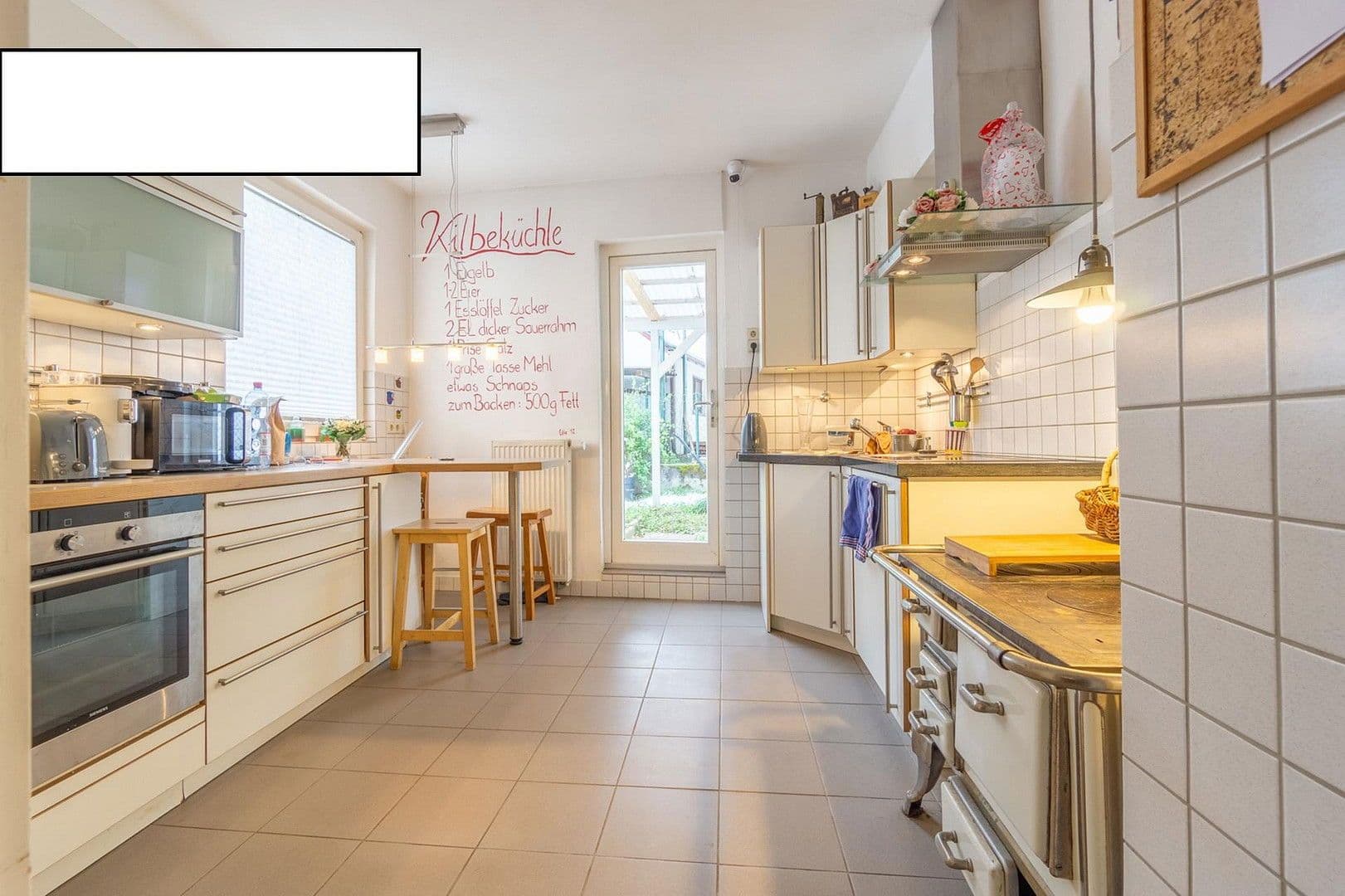 Pronájem bytu 6+1 120 m², Schöckinger Straße 31, Korntal-Münchingen, Bádensko-Württembersko Pronájem bytu 6+1 120 m², Schöckinger Straße 31, Korntal-Münchingen, Bádensko-Württembersko