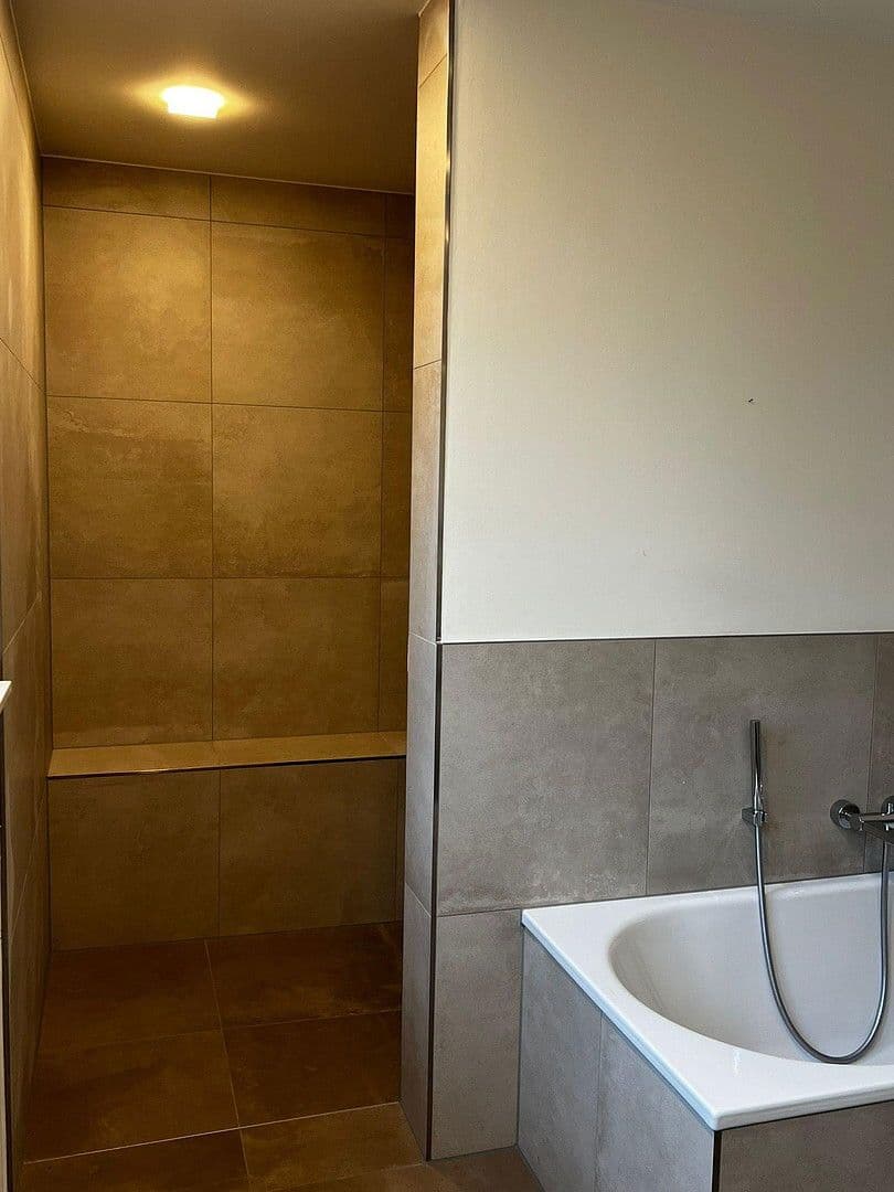 Pronájem bytu 3+1 107 m², Hamburg, Hamburg Pronájem bytu 3+1 107 m², Hamburg, Hamburg