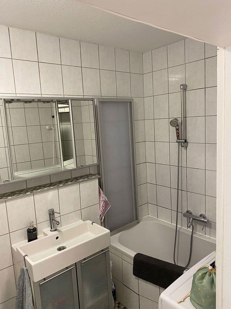 Pronájem bytu 2+1 45 m², Mannheim Käfertal, Bádensko-Württembersko Pronájem bytu 2+1 45 m², Mannheim Käfertal, Bádensko-Württembersko