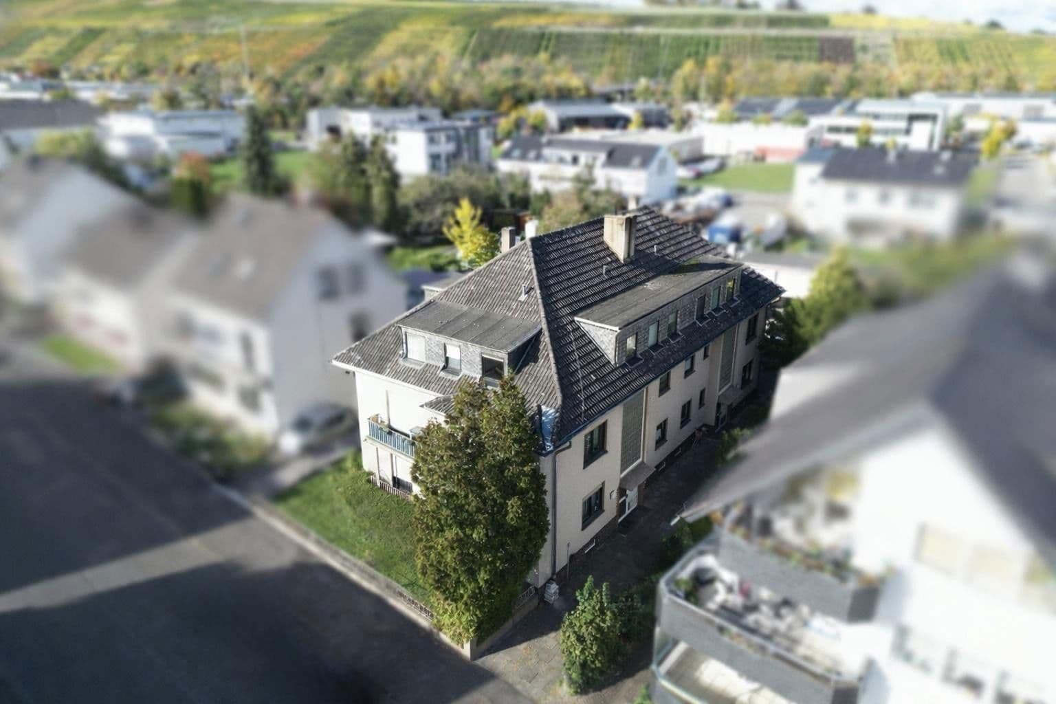 Pronájem bytu 3+1 82 m², Ahrweilerstr. 28, Bad Neuenahr-Ahrweiler, Porýní-Falc Pronájem bytu 3+1 82 m², Ahrweilerstr. 28, Bad Neuenahr-Ahrweiler, Porýní-Falc