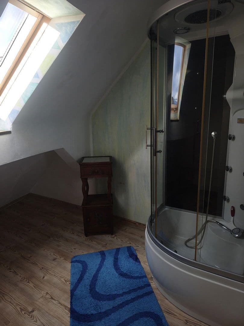 Prodej domu 285 m², pozemek 25 m², Am Markt 59, Lieser, Porýní-Falc Prodej domu 285 m², pozemek 25 m², Am Markt 59, Lieser, Porýní-Falc