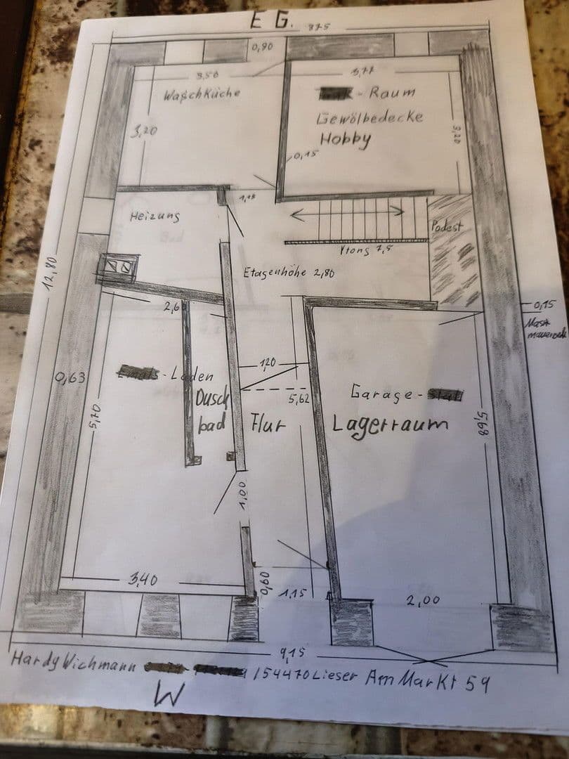 Prodej domu 285 m², pozemek 25 m², Am Markt 59, Lieser, Porýní-Falc Prodej domu 285 m², pozemek 25 m², Am Markt 59, Lieser, Porýní-Falc