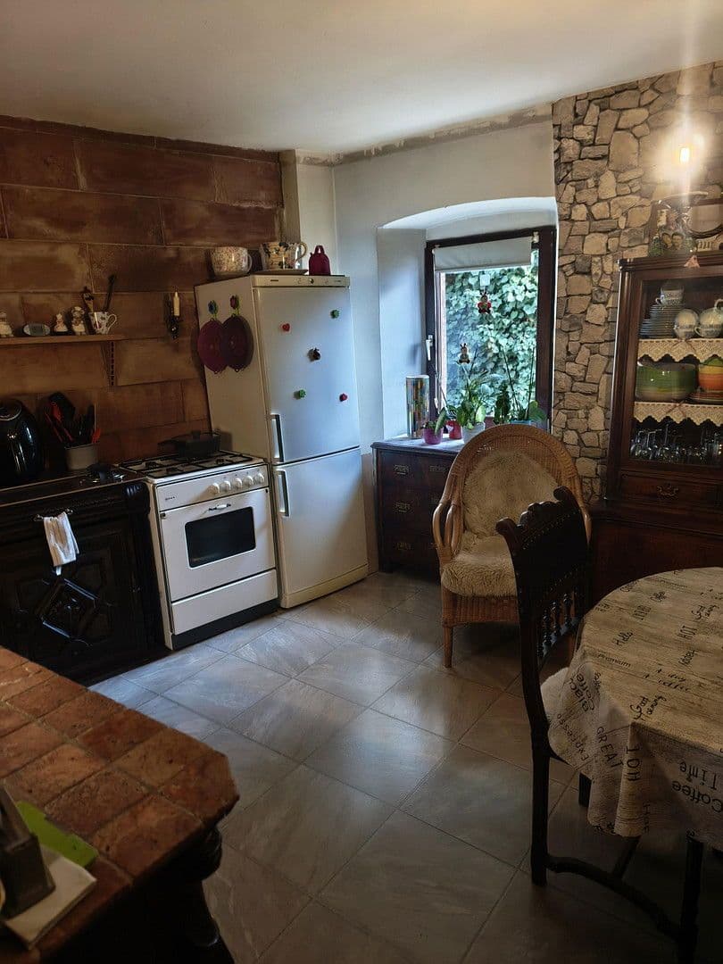 Prodej domu 285 m², pozemek 25 m², Am Markt 59, Lieser, Porýní-Falc Prodej domu 285 m², pozemek 25 m², Am Markt 59, Lieser, Porýní-Falc