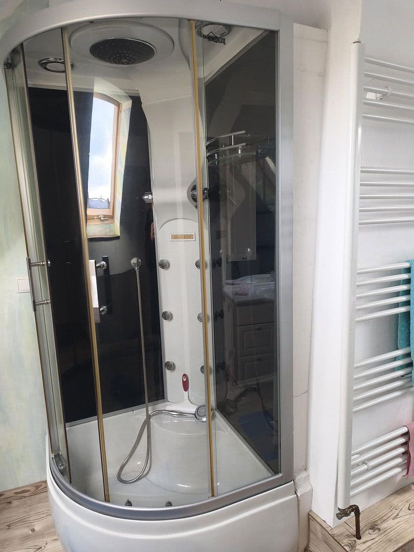 Prodej domu 285 m², pozemek 25 m², Am Markt 59, Lieser, Porýní-Falc Prodej domu 285 m², pozemek 25 m², Am Markt 59, Lieser, Porýní-Falc