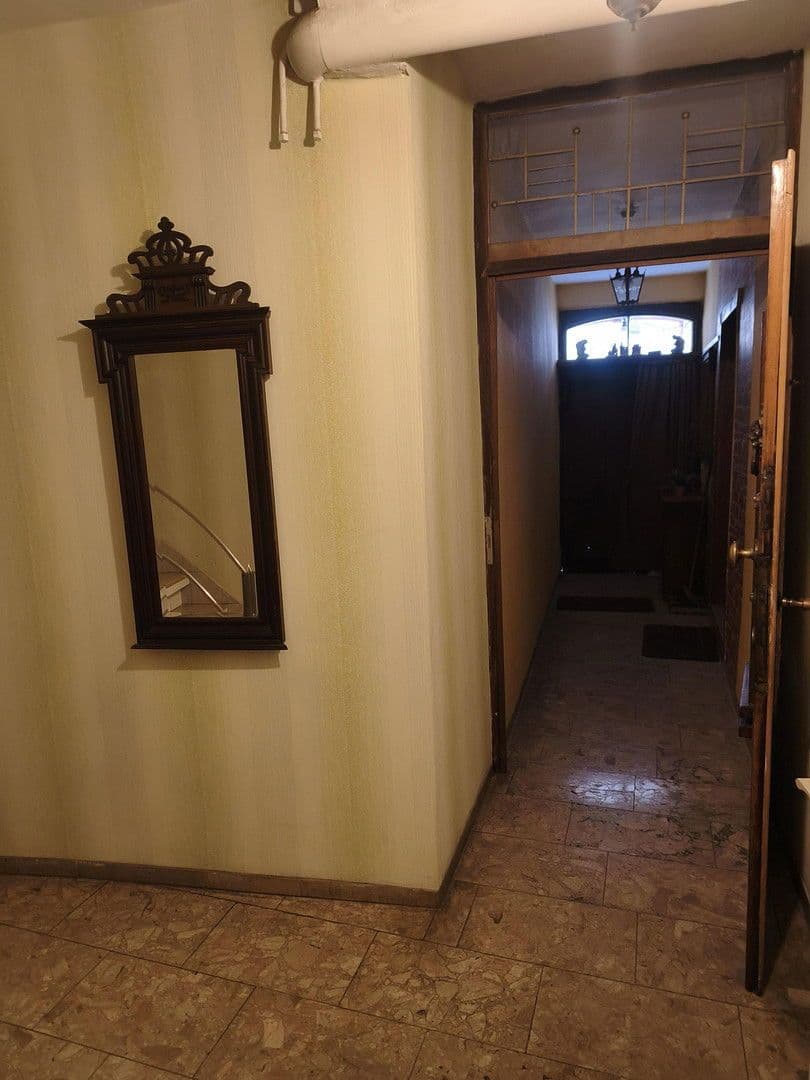 Prodej domu 285 m², pozemek 25 m², Am Markt 59, Lieser, Porýní-Falc Prodej domu 285 m², pozemek 25 m², Am Markt 59, Lieser, Porýní-Falc