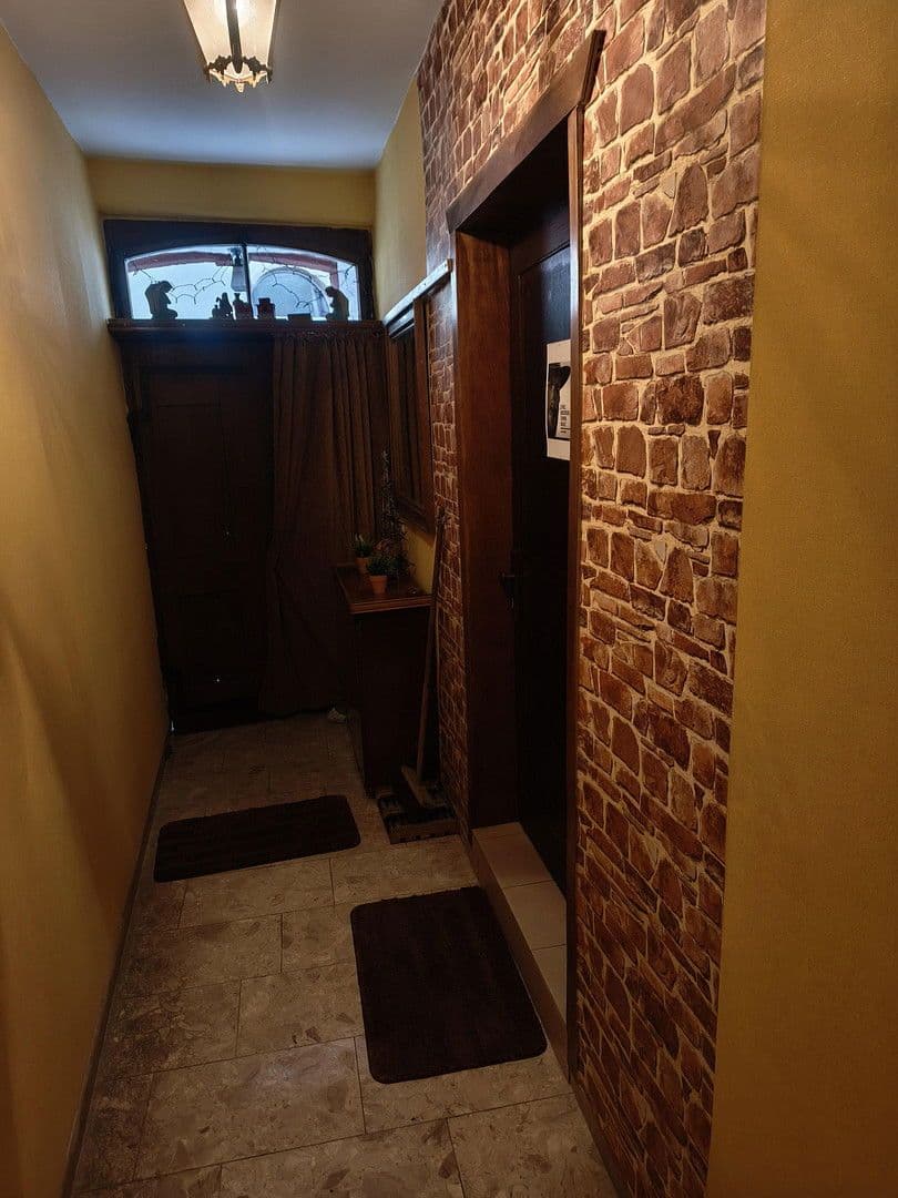 Prodej domu 285 m², pozemek 25 m², Am Markt 59, Lieser, Porýní-Falc Prodej domu 285 m², pozemek 25 m², Am Markt 59, Lieser, Porýní-Falc