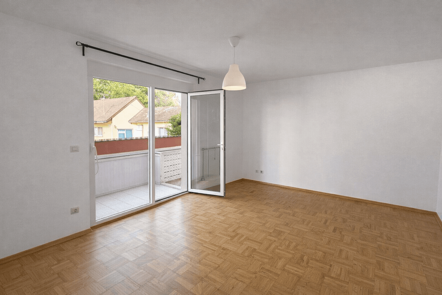 Pronájem bytu 1+1 30 m², Andritzer Reichsstraße 54, Graz, Štýrsko Pronájem bytu 1+1 30 m², Andritzer Reichsstraße 54, Graz, Štýrsko