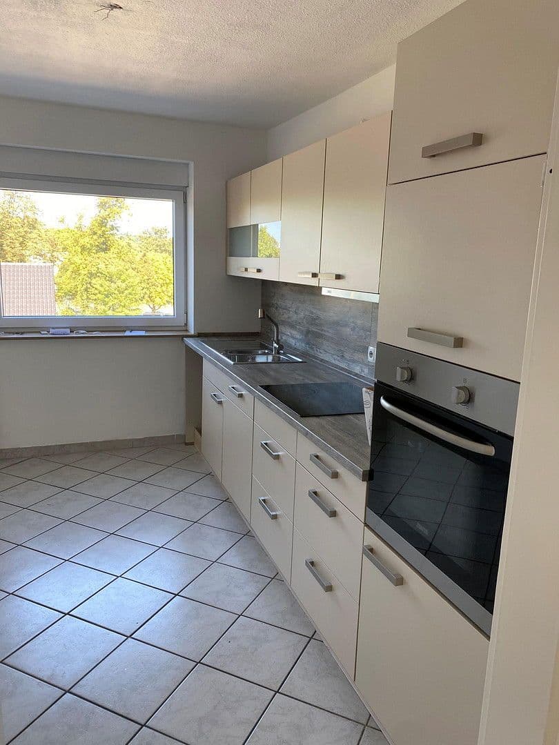 Prodej bytu 3+1 77 m², Schulstrasse 57, Lünen, Severní Porýní-Vestfálsko Prodej bytu 3+1 77 m², Schulstrasse 57, Lünen, Severní Porýní-Vestfálsko