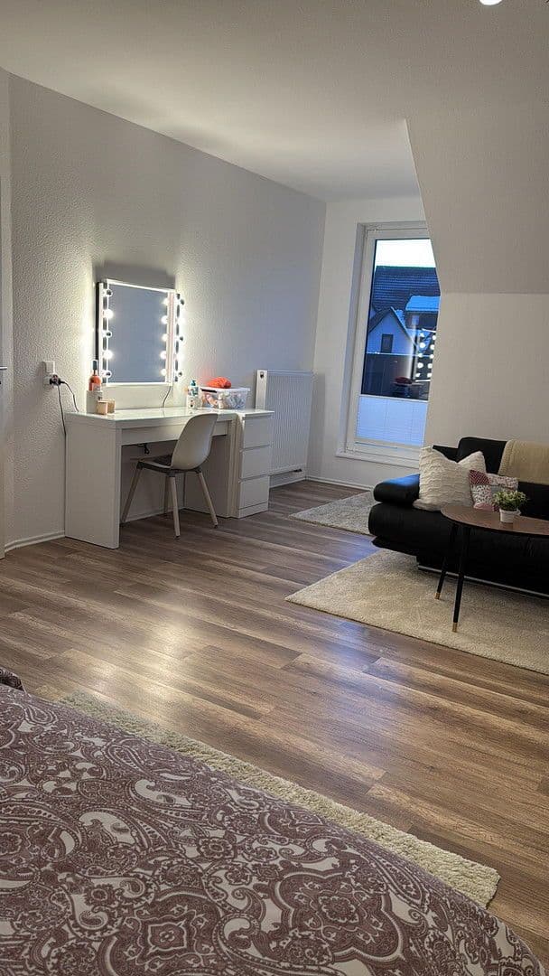 Prodej domu 400 m², pozemek 375 m², Medebach, Severní Porýní-Vestfálsko Prodej domu 400 m², pozemek 375 m², Medebach, Severní Porýní-Vestfálsko