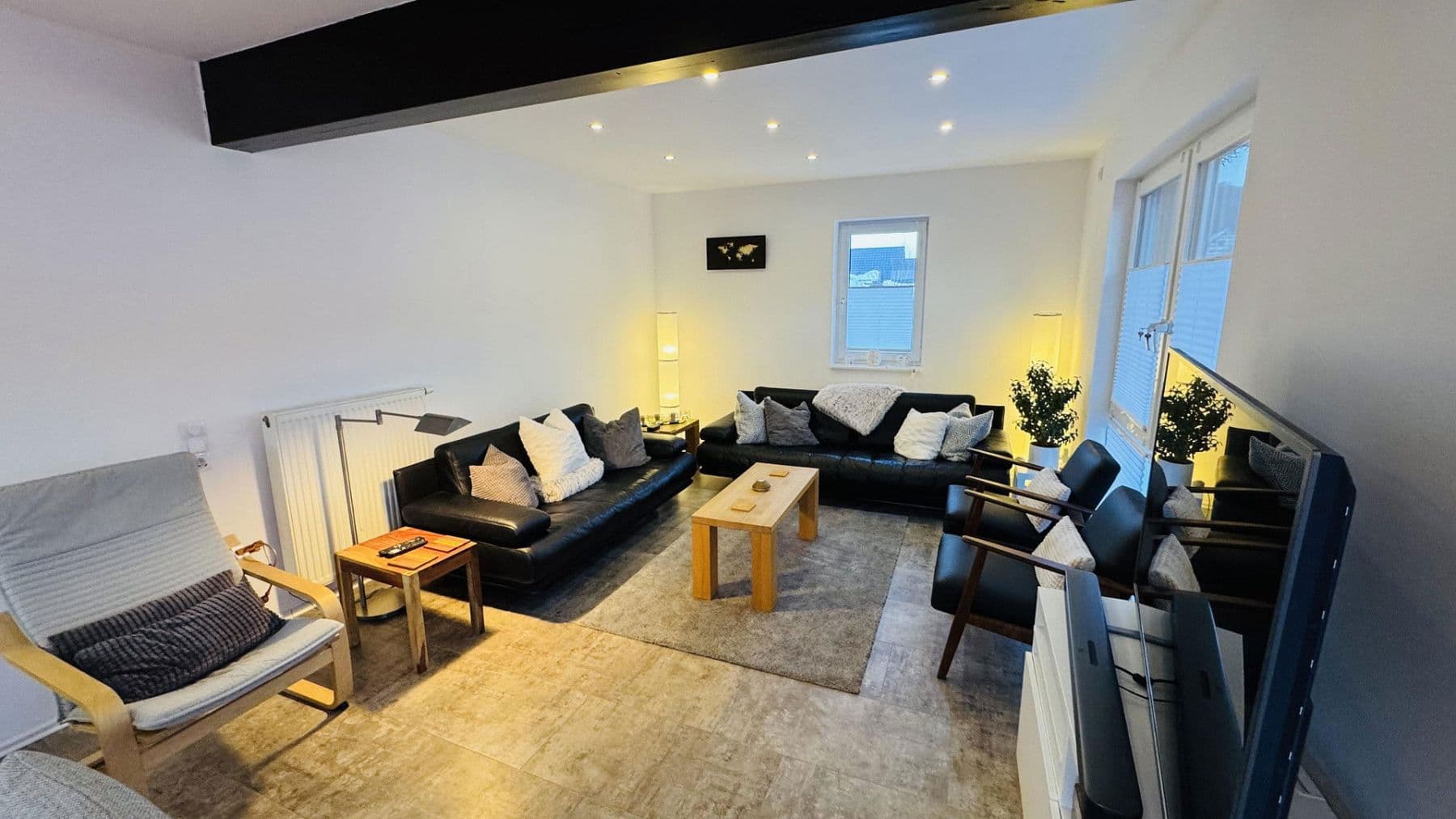 Prodej domu 400 m², pozemek 375 m², Medebach, Severní Porýní-Vestfálsko Prodej domu 400 m², pozemek 375 m², Medebach, Severní Porýní-Vestfálsko