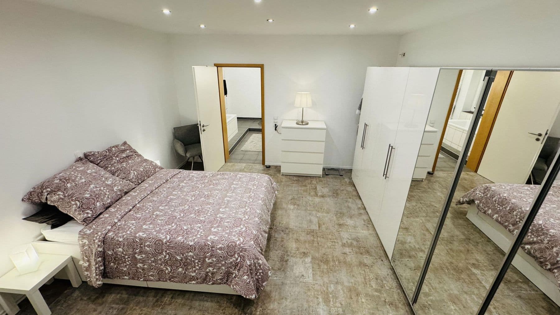 Prodej domu 400 m², pozemek 375 m², Medebach, Severní Porýní-Vestfálsko Prodej domu 400 m², pozemek 375 m², Medebach, Severní Porýní-Vestfálsko