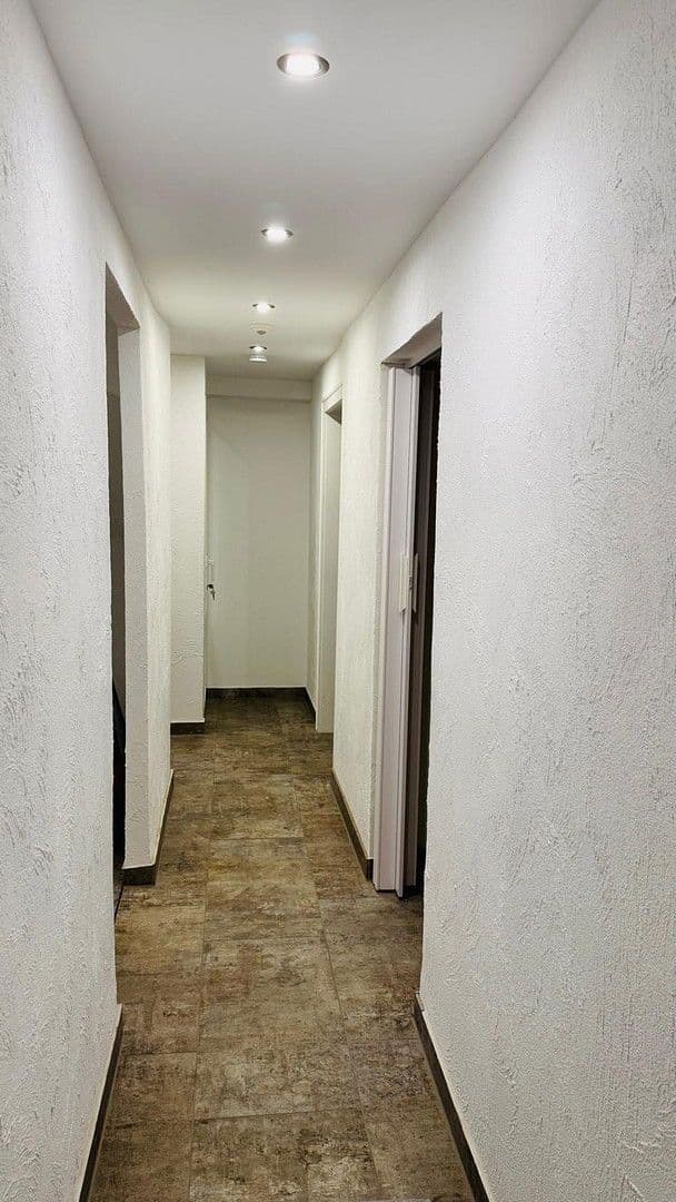 Prodej domu 400 m², pozemek 375 m², Medebach, Severní Porýní-Vestfálsko Prodej domu 400 m², pozemek 375 m², Medebach, Severní Porýní-Vestfálsko