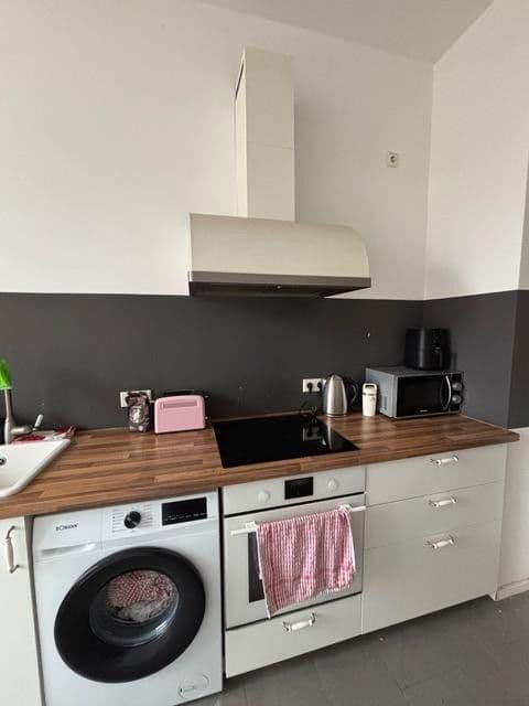 Pronájem bytu 3+1 80 m², Ludwigstr. 156, Offenbah, Hessen Pronájem bytu 3+1 80 m², Ludwigstr. 156, Offenbah, Hessen