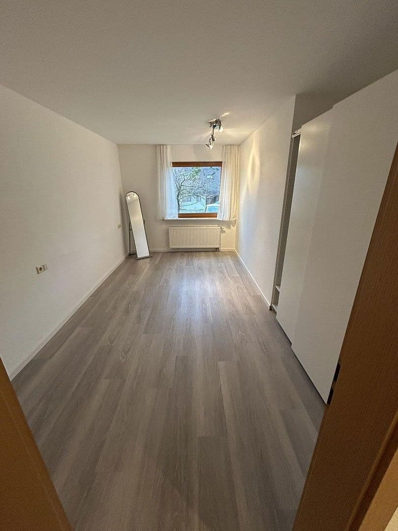 Pronájem bytu 2+1 49 m², Dettingen an der Erms, Bádensko-Württembersko Pronájem bytu 2+1 49 m², Dettingen an der Erms, Bádensko-Württembersko