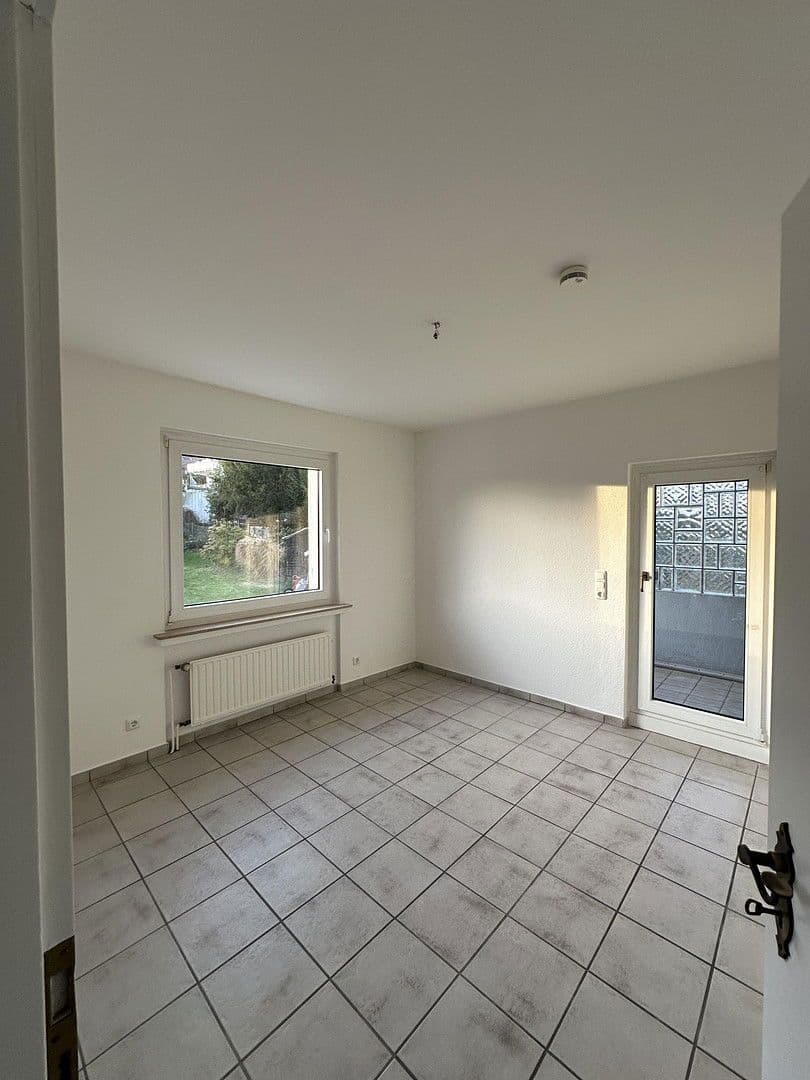 Pronájem bytu 3+kk 87 m², Essen, Severní Porýní-Vestfálsko Pronájem bytu 3+kk 87 m², Essen, Severní Porýní-Vestfálsko