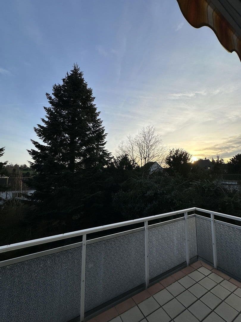 Pronájem bytu 3+kk 87 m², Essen, Severní Porýní-Vestfálsko Pronájem bytu 3+kk 87 m², Essen, Severní Porýní-Vestfálsko