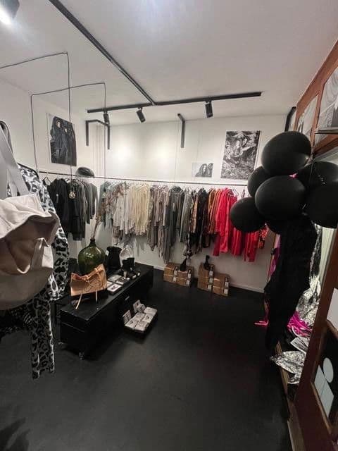 Pronájem kanceláře 110 m², Stuttgart, Bádensko-Württembersko Pronájem kanceláře 110 m², Stuttgart, Bádensko-Württembersko