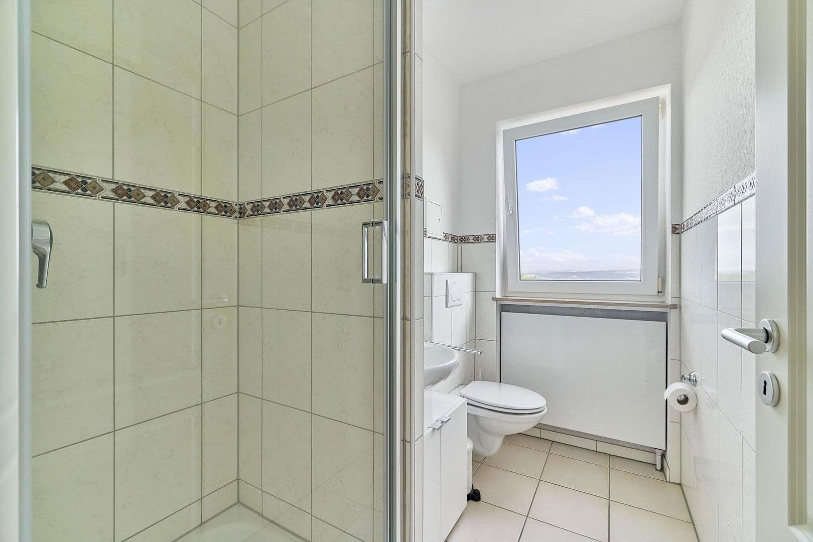 Pronájem bytu 4+1 107 m², Berliner Str. 40, Landstuhl, Porýní-Falc Pronájem bytu 4+1 107 m², Berliner Str. 40, Landstuhl, Porýní-Falc