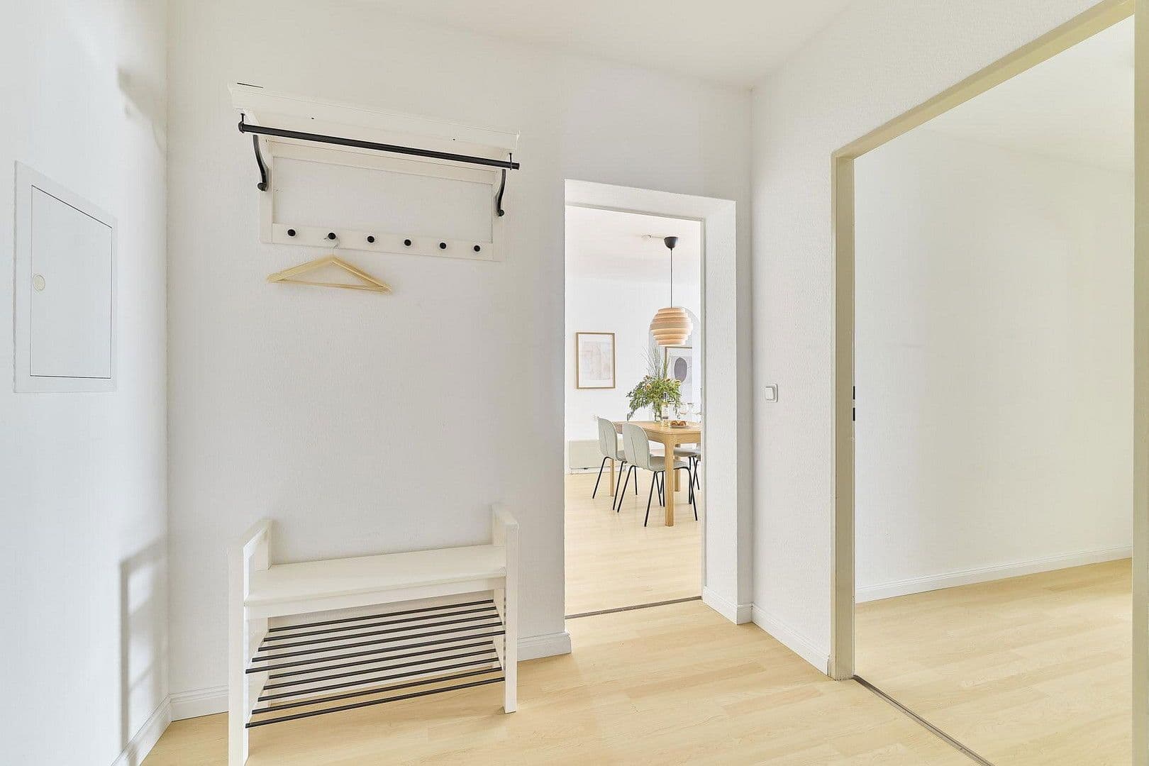 Pronájem bytu 4+1 107 m², Berliner Str. 40, Landstuhl, Porýní-Falc Pronájem bytu 4+1 107 m², Berliner Str. 40, Landstuhl, Porýní-Falc