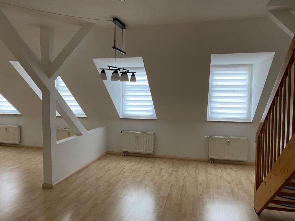 Prodej bytu 3+1 101 m², Bernsdorfer Straße 67, Chemnitz, Sasko Prodej bytu 3+1 101 m², Bernsdorfer Straße 67, Chemnitz, Sasko