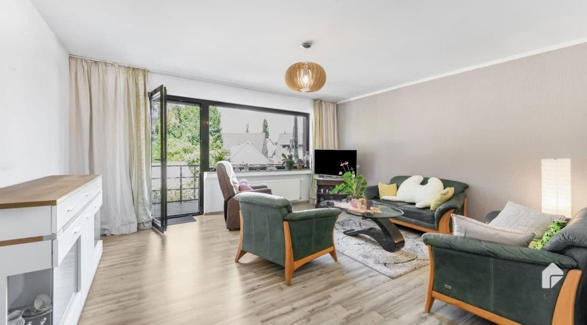 Pronájem bytu 2+kk 72 m², Oberhausen, Severní Porýní-Vestfálsko Pronájem bytu 2+kk 72 m², Oberhausen, Severní Porýní-Vestfálsko