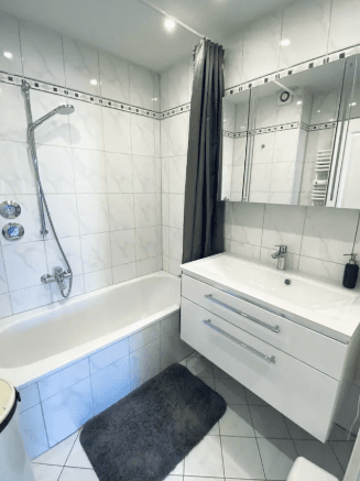 Prodej bytu 2+1 66 m², Plankensteinstrasse 2, München, Bavorsko Prodej bytu 2+1 66 m², Plankensteinstrasse 2, München, Bavorsko