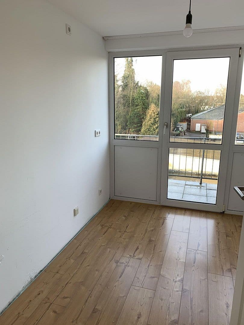 Pronájem bytu 2+1 63 m², Josefstr. 45, Nettetal, Severní Porýní-Vestfálsko Pronájem bytu 2+1 63 m², Josefstr. 45, Nettetal, Severní Porýní-Vestfálsko