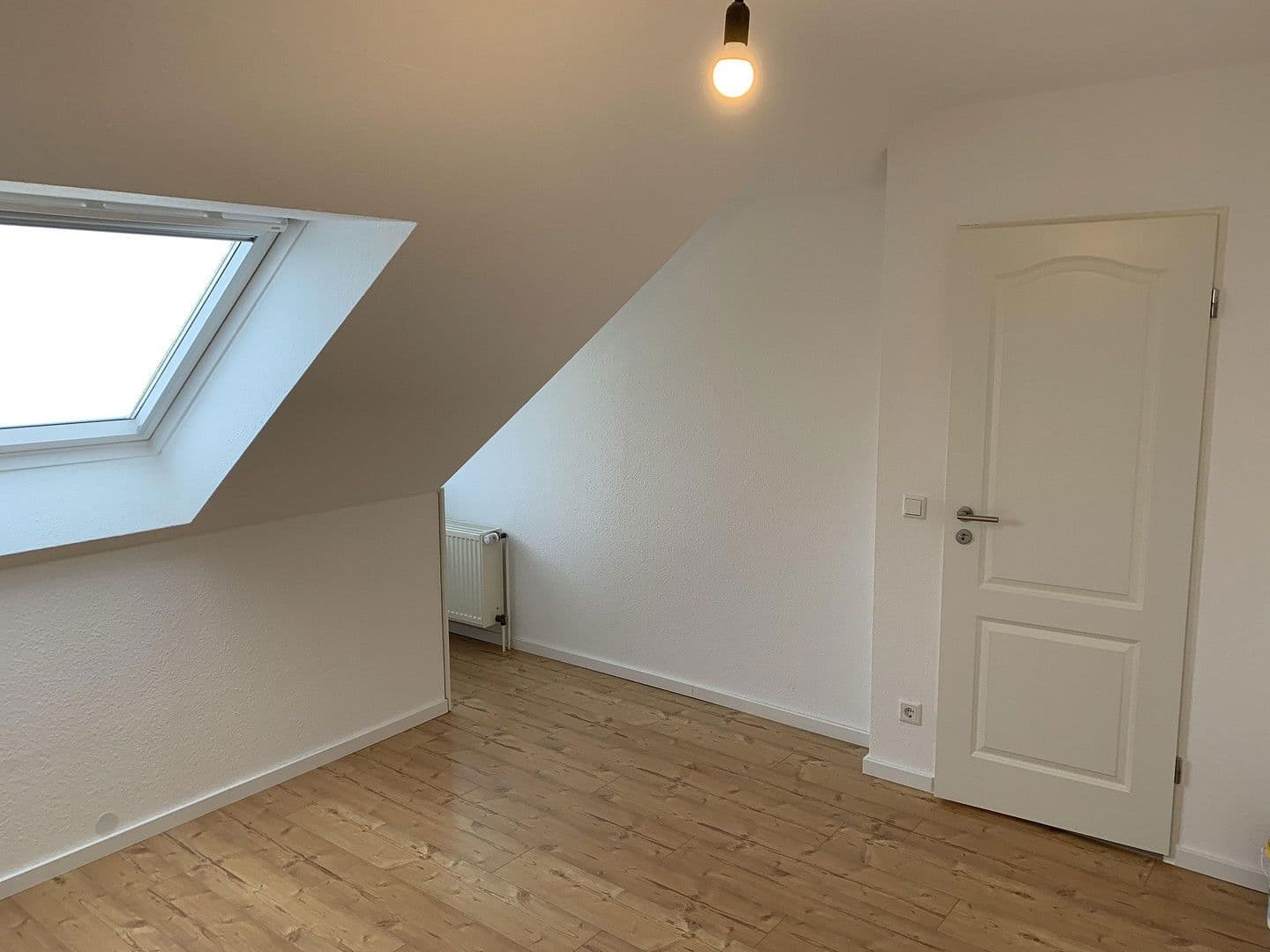 Pronájem bytu 2+1 63 m², Josefstr. 45, Nettetal, Severní Porýní-Vestfálsko Pronájem bytu 2+1 63 m², Josefstr. 45, Nettetal, Severní Porýní-Vestfálsko