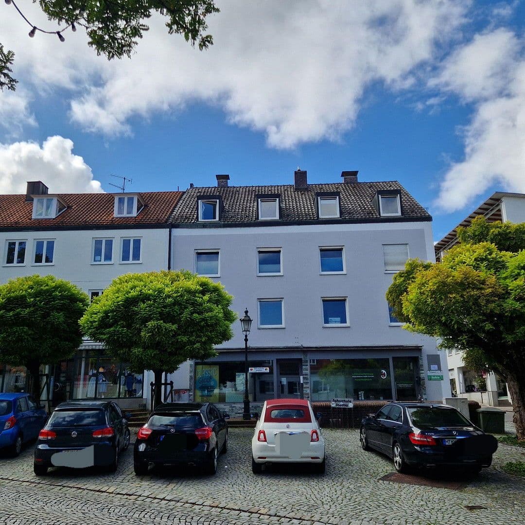 Pronájem bytu 2+1 48 m², Konrad-Adenauer-Str. 23, Dachau, Bavorsko Pronájem bytu 2+1 48 m², Konrad-Adenauer-Str. 23, Dachau, Bavorsko