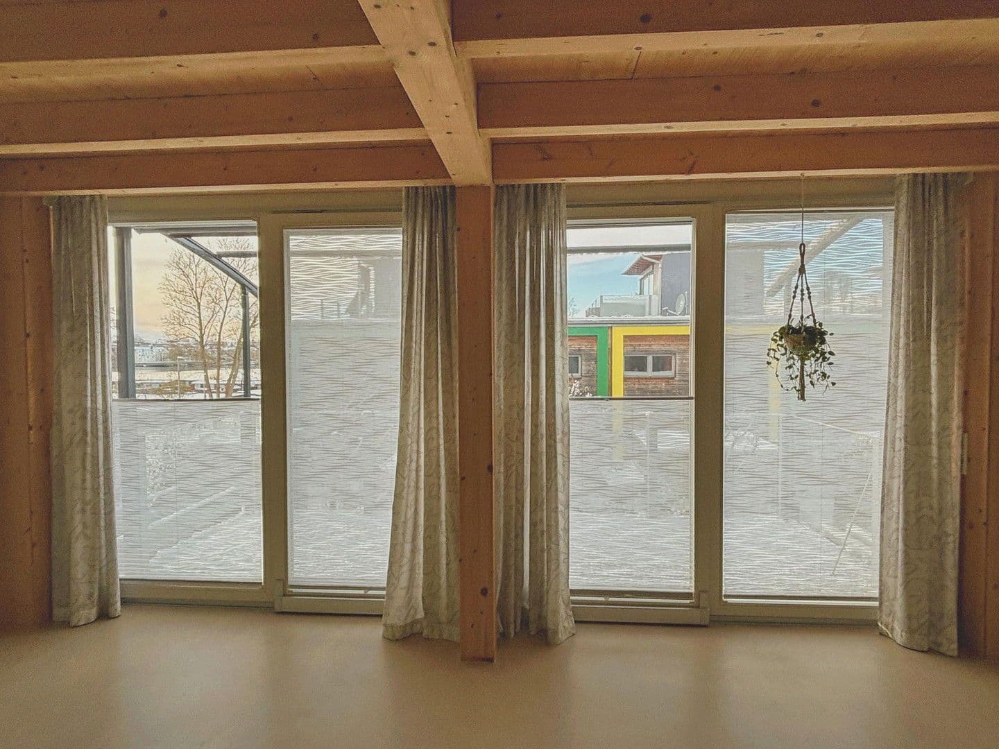 Prodej domu 126 m², pozemek 200 m², Schwerin, Mecklenburg-Vorpommern Prodej domu 126 m², pozemek 200 m², Schwerin, Mecklenburg-Vorpommern