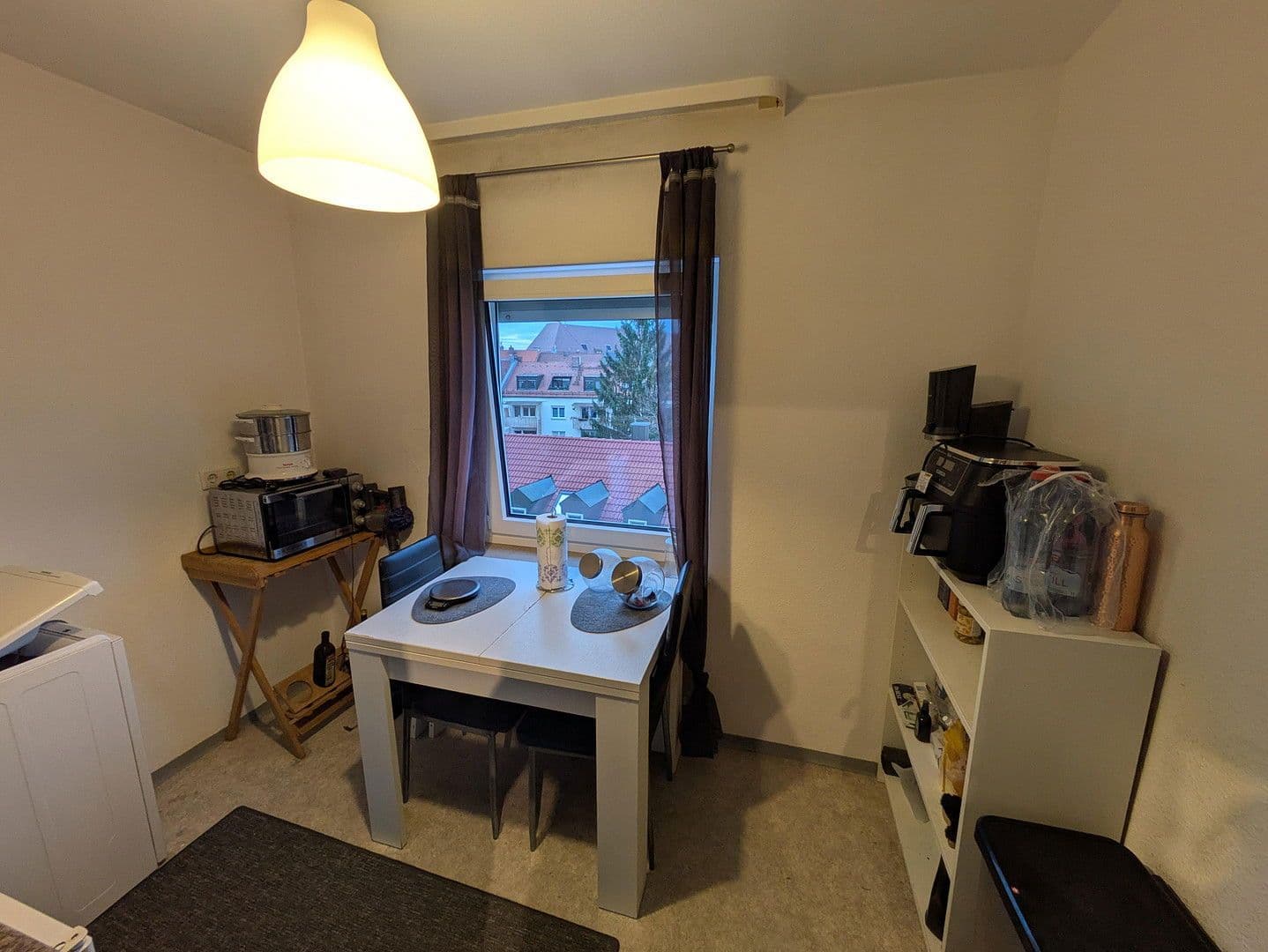 Pronájem bytu 1+1 39 m², Pirckheimerstraße 93, Nürnberg, Bavorsko Pronájem bytu 1+1 39 m², Pirckheimerstraße 93, Nürnberg, Bavorsko