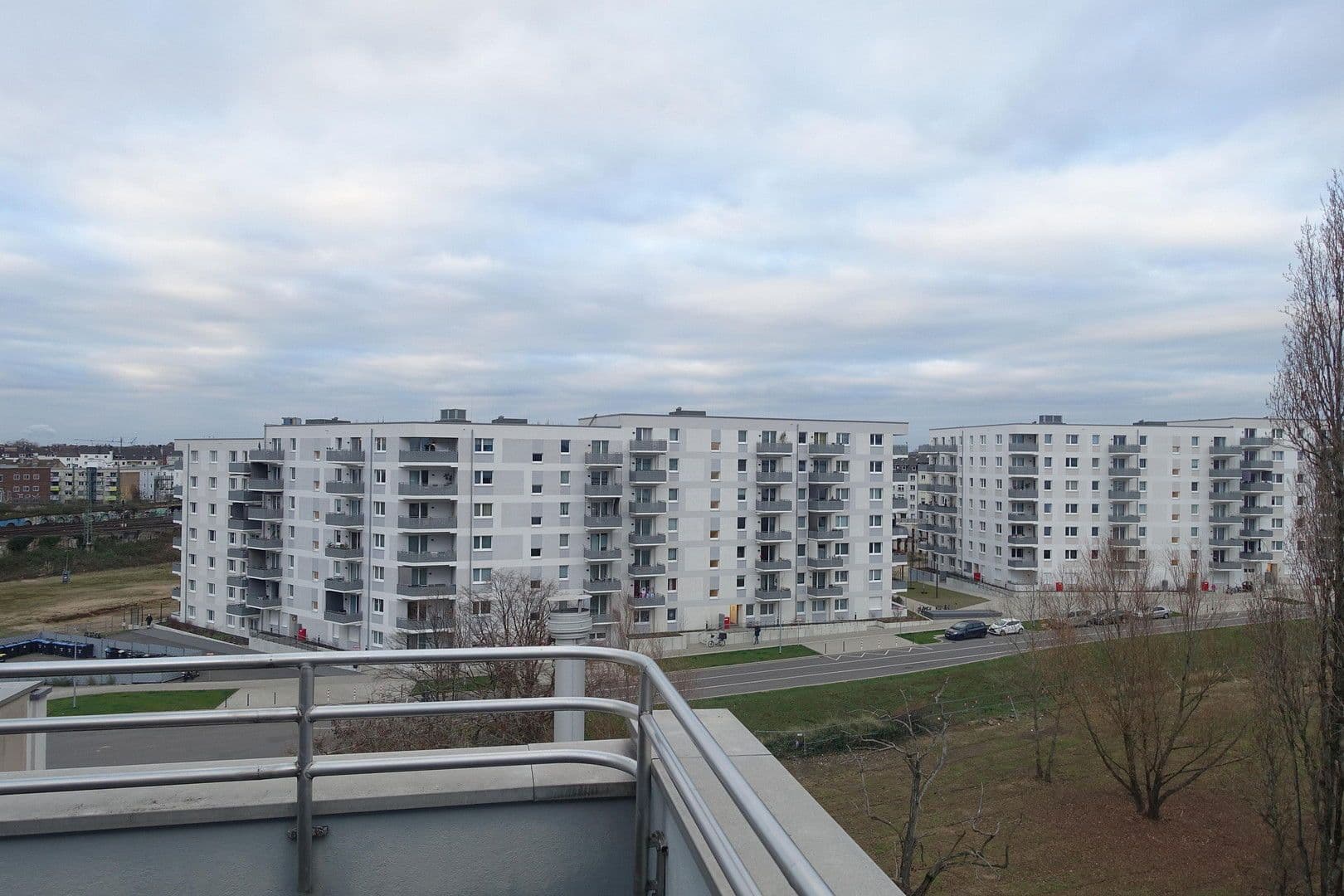 Prodej bytu 2+1 55 m², Kölner Str. 140, Düsseldorf, Severní Porýní-Vestfálsko Prodej bytu 2+1 55 m², Kölner Str. 140, Düsseldorf, Severní Porýní-Vestfálsko