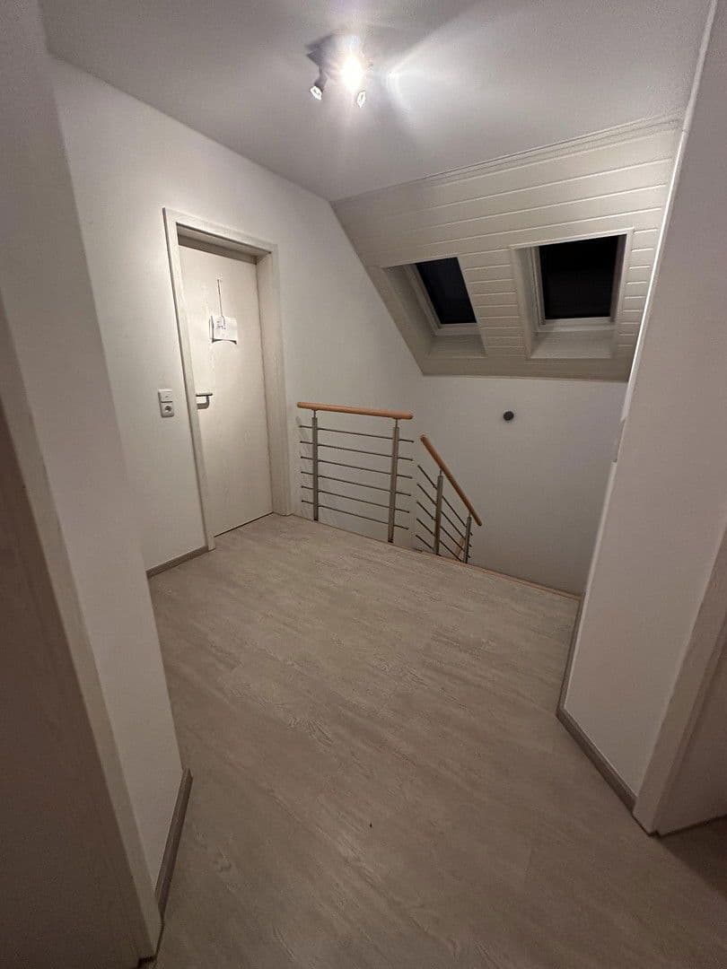 Pronájem domu 130 m², pozemek 650 m², Große Wiese 5, Steinebach an der Wied, Porýní-Falc Pronájem domu 130 m², pozemek 650 m², Große Wiese 5, Steinebach an der Wied, Porýní-Falc