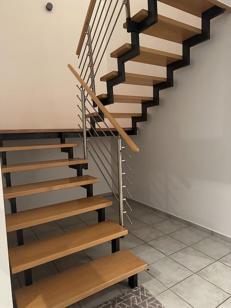 Pronájem domu 130 m², pozemek 650 m², Große Wiese 5, Steinebach an der Wied, Porýní-Falc Pronájem domu 130 m², pozemek 650 m², Große Wiese 5, Steinebach an der Wied, Porýní-Falc