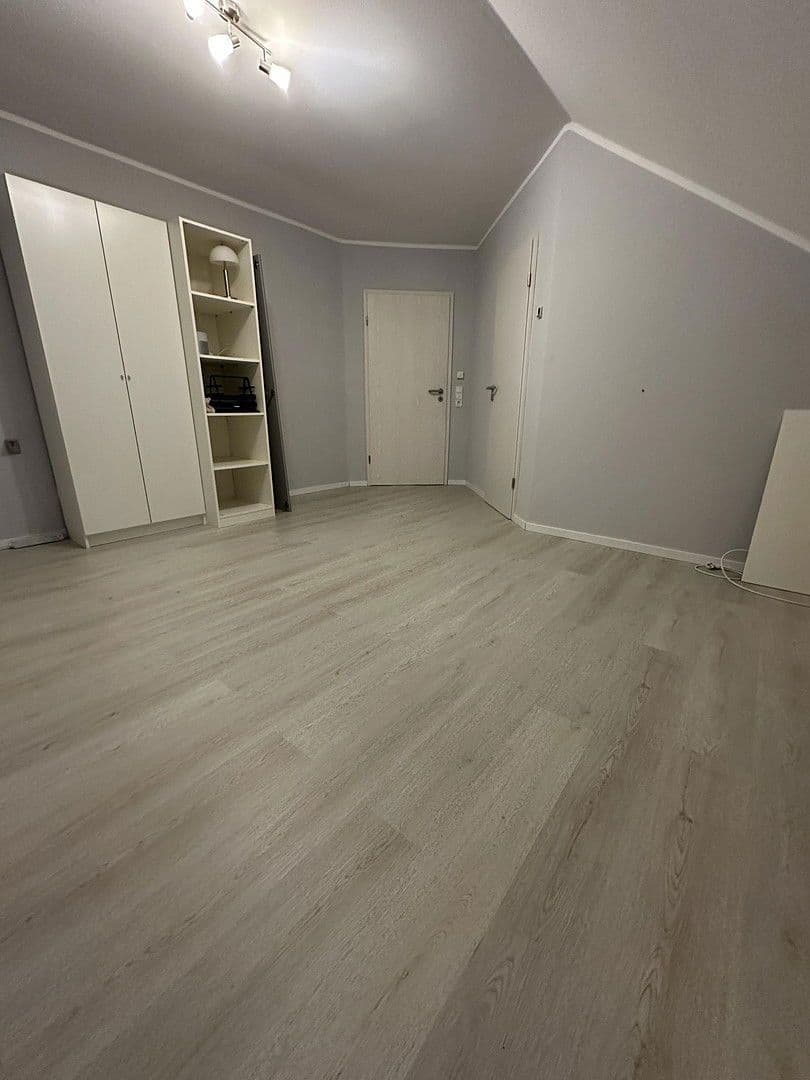 Pronájem domu 130 m², pozemek 650 m², Große Wiese 5, Steinebach an der Wied, Porýní-Falc Pronájem domu 130 m², pozemek 650 m², Große Wiese 5, Steinebach an der Wied, Porýní-Falc