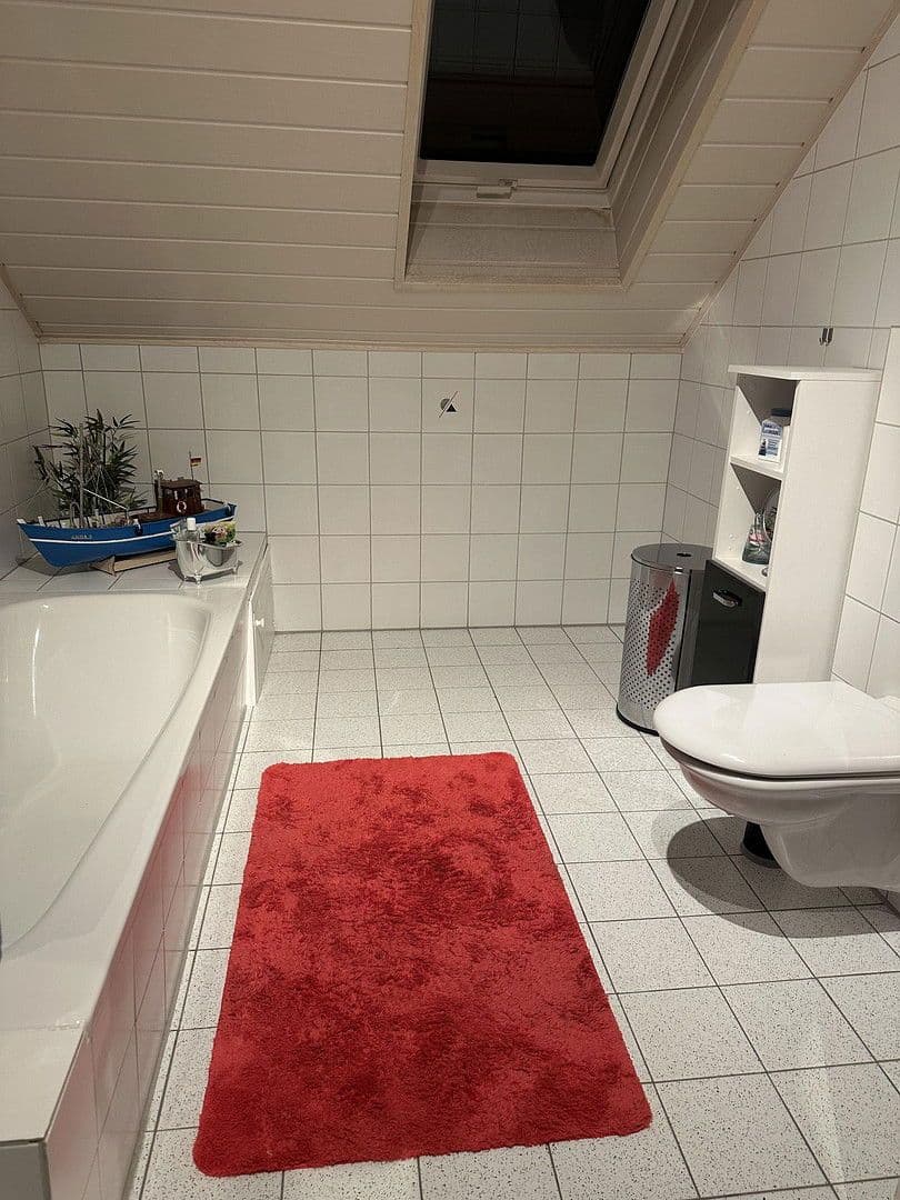 Pronájem domu 130 m², pozemek 650 m², Große Wiese 5, Steinebach an der Wied, Porýní-Falc Pronájem domu 130 m², pozemek 650 m², Große Wiese 5, Steinebach an der Wied, Porýní-Falc