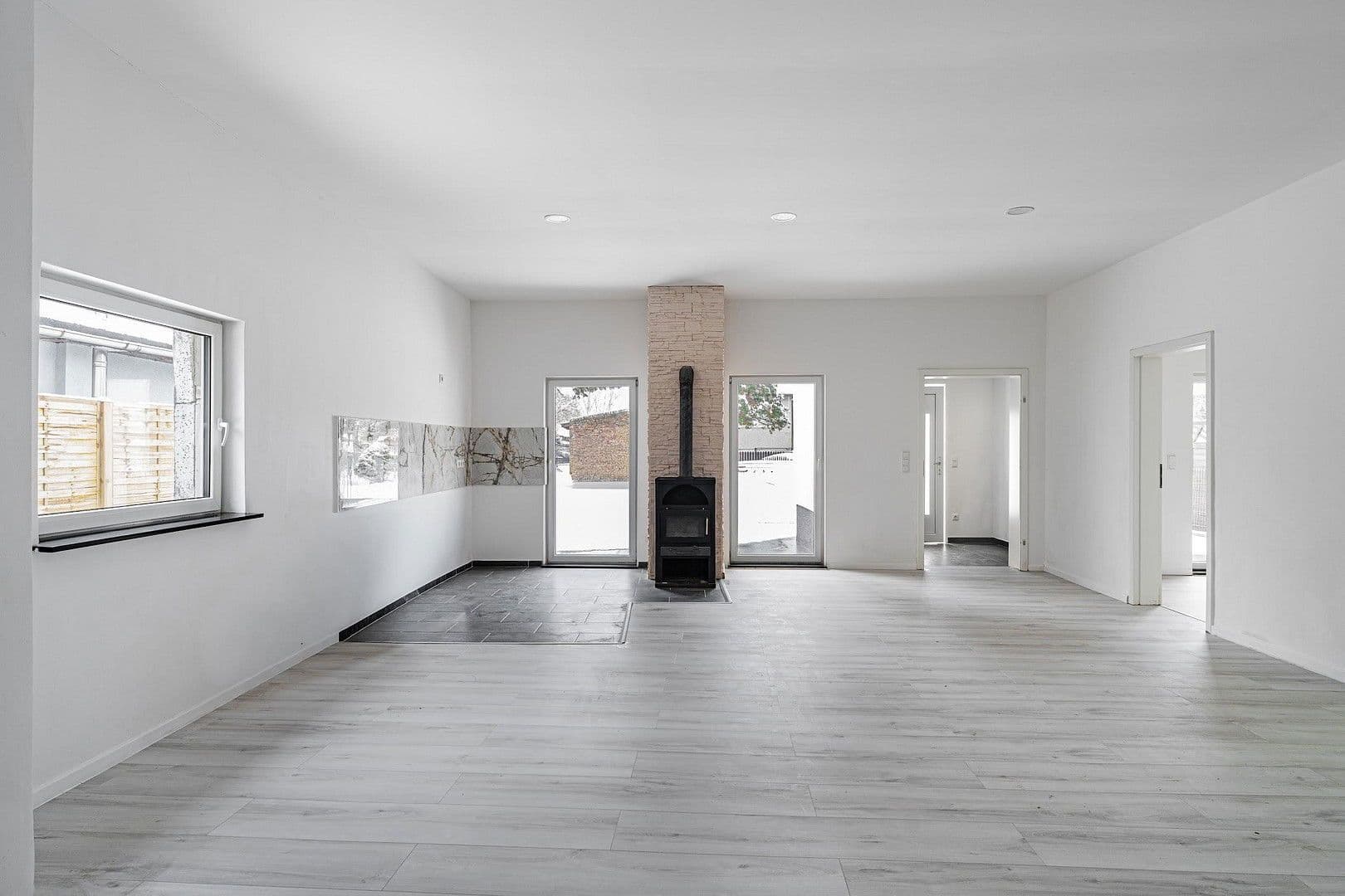 Prodej domu 101 m², pozemek 576 m², Berlin, Berlín Prodej domu 101 m², pozemek 576 m², Berlin, Berlín