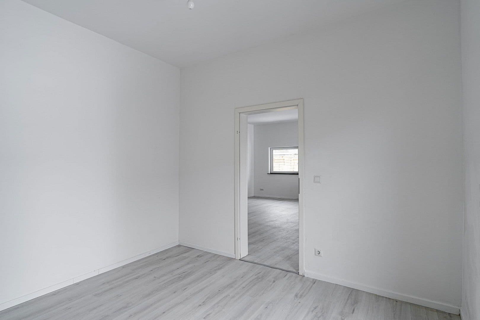 Prodej domu 101 m², pozemek 576 m², Berlin, Berlín Prodej domu 101 m², pozemek 576 m², Berlin, Berlín