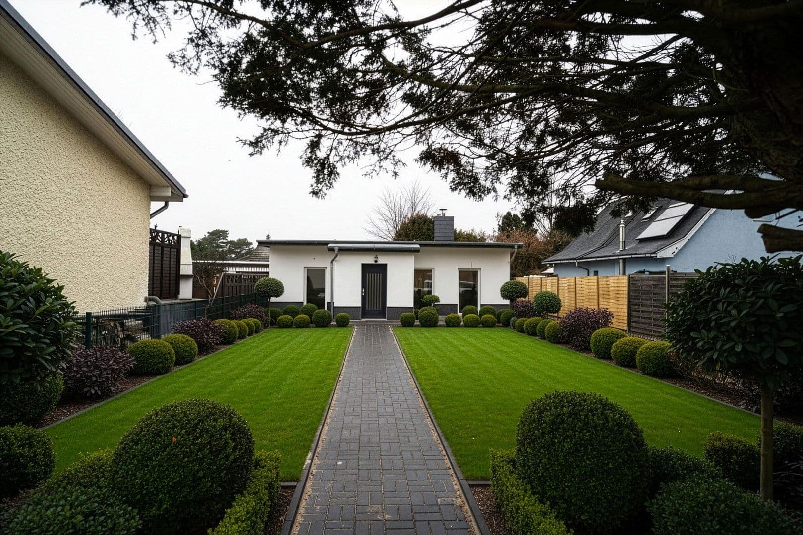 Prodej domu 101 m², pozemek 576 m², Berlin, Berlín Prodej domu 101 m², pozemek 576 m², Berlin, Berlín