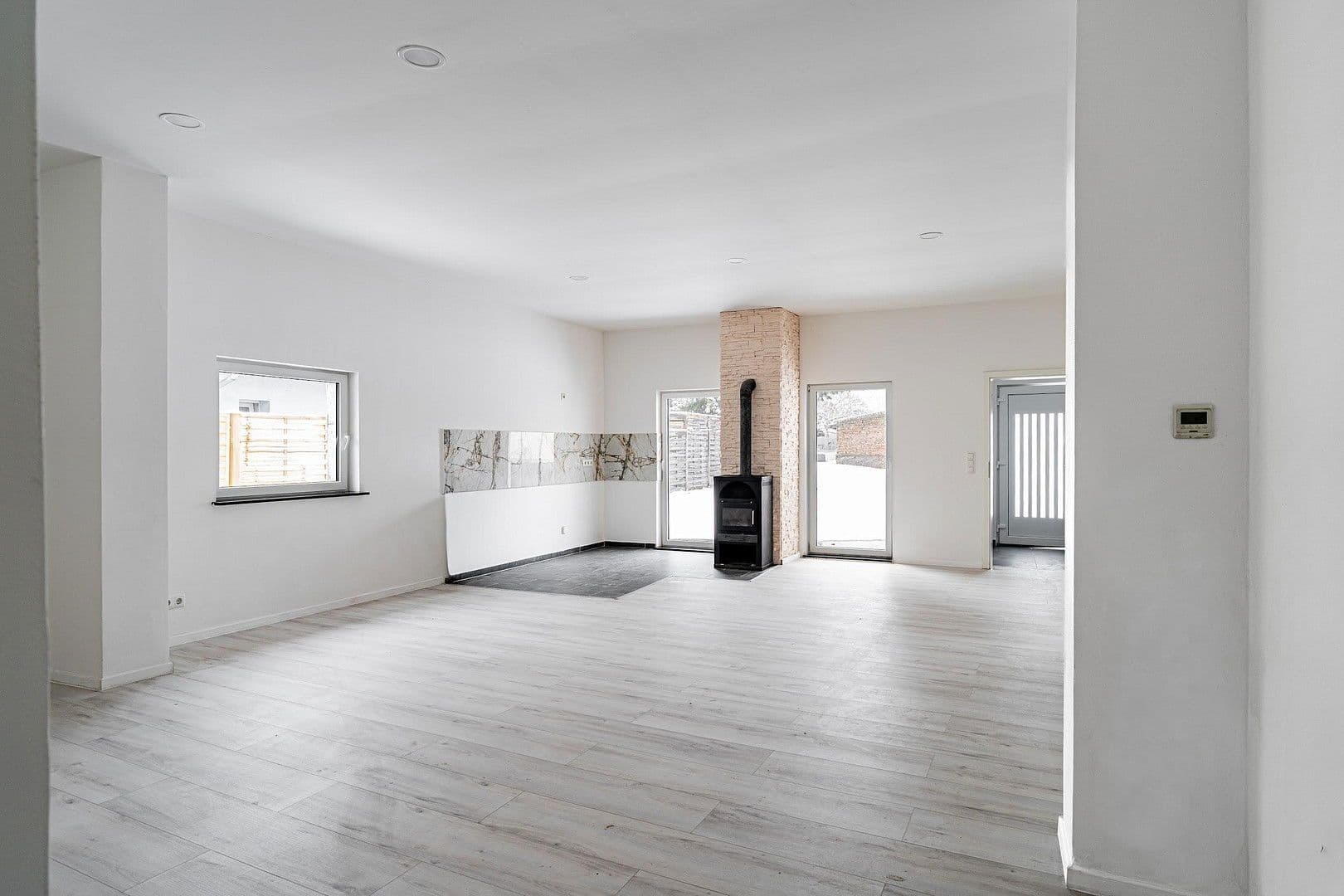 Prodej domu 101 m², pozemek 576 m², Berlin, Berlín Prodej domu 101 m², pozemek 576 m², Berlin, Berlín