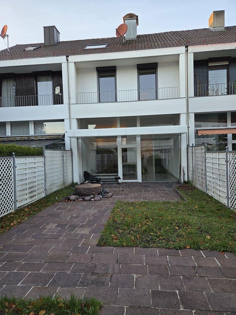 Prodej domu 125 m², pozemek 189 m², Augsburg, Bavorsko Prodej domu 125 m², pozemek 189 m², Augsburg, Bavorsko